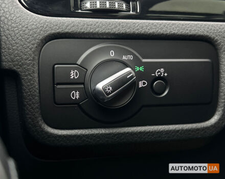 Черный Фольксваген Туарег, объемом двигателя 3 л и пробегом 212 тыс. км за 31590 $, фото 15 на Automoto.ua