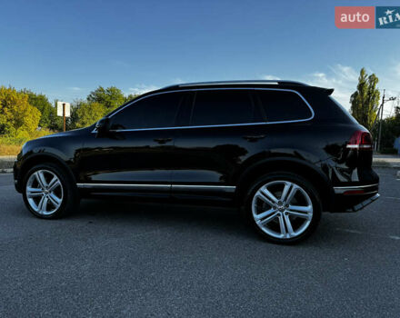 Черный Фольксваген Туарег, объемом двигателя 2.97 л и пробегом 202 тыс. км за 30000 $, фото 12 на Automoto.ua