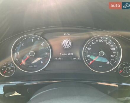 Фольксваген Туарег 2015 в Виннице на Automoto.ua Черный Фольксваген Туарег, объемом двигателя 2.97 л и пробегом 172 тыс. км за 25000 $, фото 30 на Automoto.ua