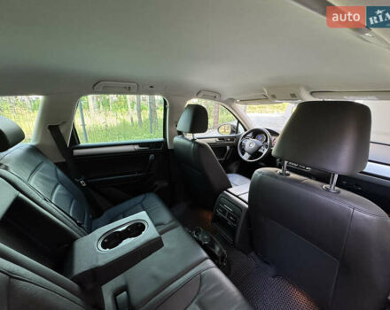 Чорний Фольксваген Туарег, об'ємом двигуна 2.97 л та пробігом 194 тис. км за 22499 $, фото 56 на Automoto.ua