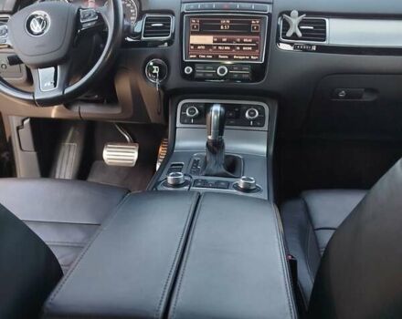 Чорний Фольксваген Туарег, об'ємом двигуна 2.97 л та пробігом 234 тис. км за 28200 $, фото 4 на Automoto.ua