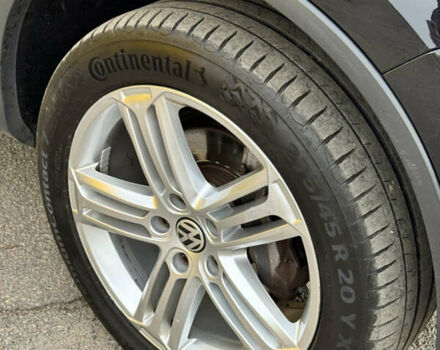 Черный Фольксваген Туарег, объемом двигателя 3 л и пробегом 238 тыс. км за 23700 $, фото 41 на Automoto.ua