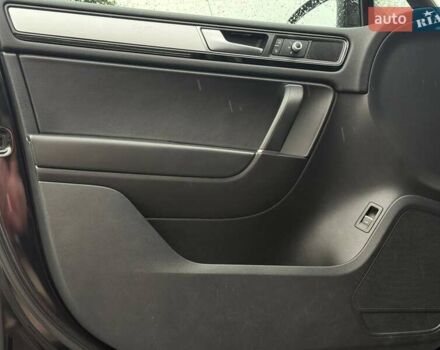 Черный Фольксваген Туарег, объемом двигателя 3.6 л и пробегом 220 тыс. км за 16900 $, фото 21 на Automoto.ua