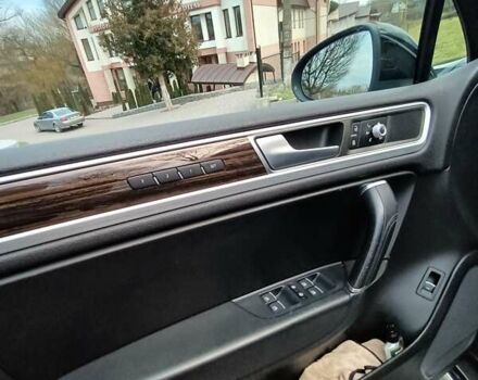 Черный Фольксваген Туарег, объемом двигателя 3 л и пробегом 204 тыс. км за 26500 $, фото 7 на Automoto.ua