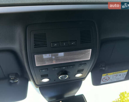 Черный Фольксваген Туарег, объемом двигателя 2.97 л и пробегом 202 тыс. км за 30000 $, фото 35 на Automoto.ua