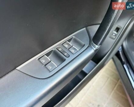 Черный Фольксваген Туарег, объемом двигателя 4.13 л и пробегом 195 тыс. км за 31990 $, фото 17 на Automoto.ua