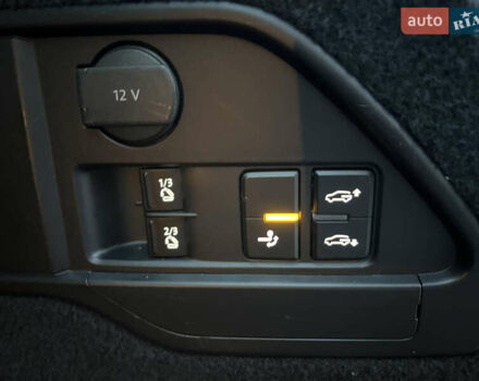 Черный Фольксваген Туарег, объемом двигателя 2.97 л и пробегом 267 тыс. км за 19900 $, фото 65 на Automoto.ua