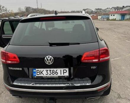 Черный Фольксваген Туарег, объемом двигателя 3 л и пробегом 272 тыс. км за 25000 $, фото 4 на Automoto.ua