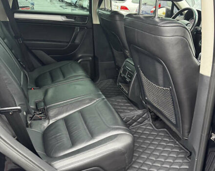 Черный Фольксваген Туарег, объемом двигателя 2.97 л и пробегом 270 тыс. км за 22300 $, фото 14 на Automoto.ua