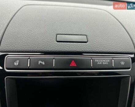 Чорний Фольксваген Туарег, об'ємом двигуна 3 л та пробігом 246 тис. км за 27700 $, фото 28 на Automoto.ua