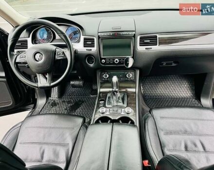 Чорний Фольксваген Туарег, об'ємом двигуна 2.97 л та пробігом 275 тис. км за 23200 $, фото 18 на Automoto.ua