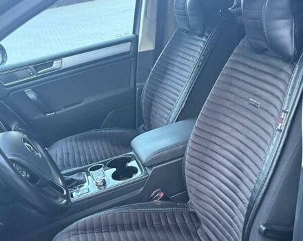 Черный Фольксваген Туарег, объемом двигателя 2.97 л и пробегом 285 тыс. км за 23500 $, фото 24 на Automoto.ua