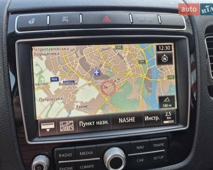 Черный Фольксваген Туарег, объемом двигателя 3 л и пробегом 263 тыс. км за 29000 $, фото 32 на Automoto.ua