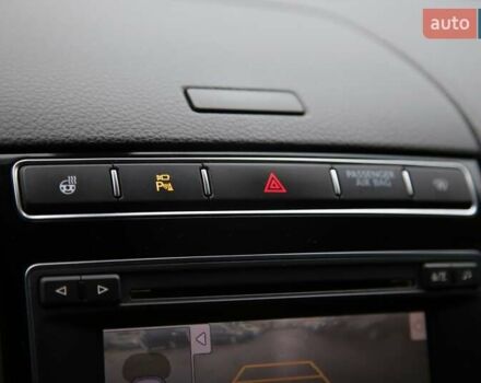 Черный Фольксваген Туарег, объемом двигателя 2.97 л и пробегом 241 тыс. км за 22500 $, фото 16 на Automoto.ua