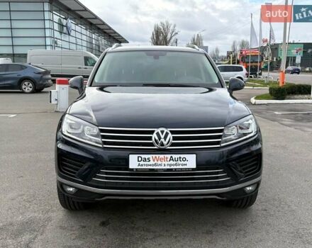 Черный Фольксваген Туарег, объемом двигателя 2.97 л и пробегом 270 тыс. км за 21700 $, фото 1 на Automoto.ua