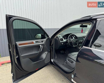 Черный Фольксваген Туарег, объемом двигателя 3.6 л и пробегом 219 тыс. км за 16999 $, фото 22 на Automoto.ua