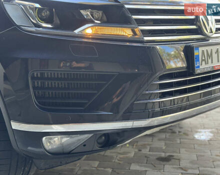 Чорний Фольксваген Туарег, об'ємом двигуна 2.97 л та пробігом 194 тис. км за 22499 $, фото 6 на Automoto.ua