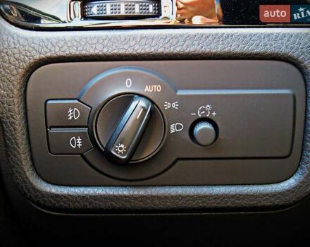 Чорний Фольксваген Туарег, об'ємом двигуна 2.97 л та пробігом 239 тис. км за 20800 $, фото 8 на Automoto.ua