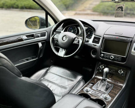 Черный Фольксваген Туарег, объемом двигателя 3 л и пробегом 238 тыс. км за 23700 $, фото 20 на Automoto.ua