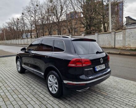 Чорний Фольксваген Туарег, об'ємом двигуна 3 л та пробігом 242 тис. км за 23000 $, фото 7 на Automoto.ua