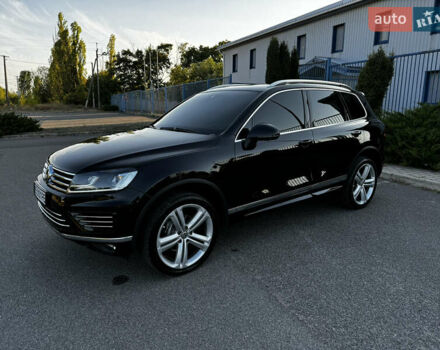 Черный Фольксваген Туарег, объемом двигателя 2.97 л и пробегом 202 тыс. км за 30000 $, фото 13 на Automoto.ua