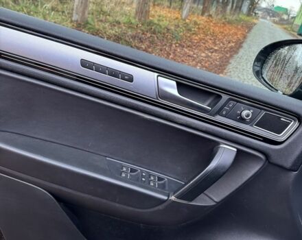 Чорний Фольксваген Туарег, об'ємом двигуна 3 л та пробігом 275 тис. км за 26000 $, фото 12 на Automoto.ua