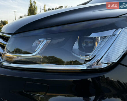 Черный Фольксваген Туарег, объемом двигателя 2.97 л и пробегом 202 тыс. км за 30000 $, фото 20 на Automoto.ua