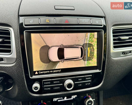 Черный Фольксваген Туарег, объемом двигателя 3 л и пробегом 238 тыс. км за 23700 $, фото 33 на Automoto.ua