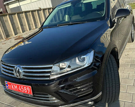 Черный Фольксваген Туарег, объемом двигателя 3 л и пробегом 235 тыс. км за 21500 $, фото 4 на Automoto.ua