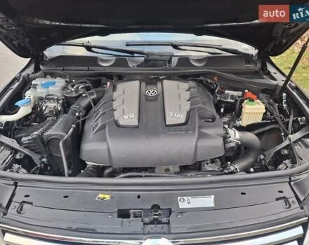 Черный Фольксваген Туарег, объемом двигателя 3 л и пробегом 187 тыс. км за 29970 $, фото 31 на Automoto.ua