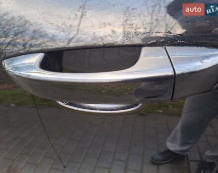 Черный Фольксваген Туарег, объемом двигателя 3 л и пробегом 187 тыс. км за 29970 $, фото 77 на Automoto.ua