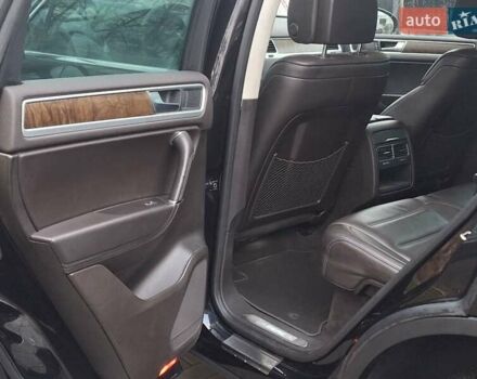 Черный Фольксваген Туарег, объемом двигателя 3 л и пробегом 187 тыс. км за 29970 $, фото 54 на Automoto.ua