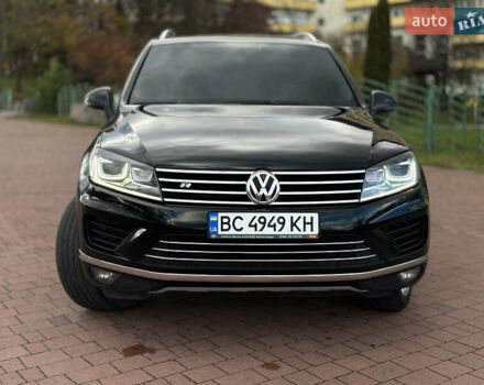 Черный Фольксваген Туарег, объемом двигателя 3 л и пробегом 231 тыс. км за 30500 $, фото 4 на Automoto.ua
