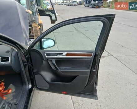 Чорний Фольксваген Туарег, об'ємом двигуна 3.6 л та пробігом 252 тис. км за 12500 $, фото 8 на Automoto.ua