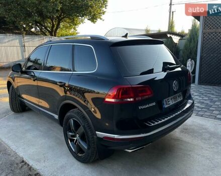 Черный Фольксваген Туарег, объемом двигателя 3 л и пробегом 171 тыс. км за 28500 $, фото 1 на Automoto.ua