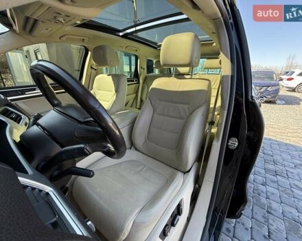 Черный Фольксваген Туарег, объемом двигателя 3 л и пробегом 279 тыс. км за 20400 $, фото 31 на Automoto.ua