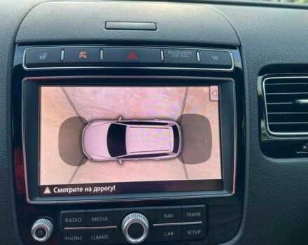 Чорний Фольксваген Туарег, об'ємом двигуна 3 л та пробігом 174 тис. км за 20000 $, фото 6 на Automoto.ua