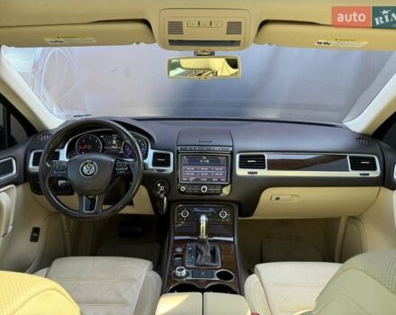 Черный Фольксваген Туарег, объемом двигателя 3 л и пробегом 279 тыс. км за 20400 $, фото 58 на Automoto.ua