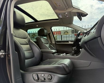 Черный Фольксваген Туарег, объемом двигателя 3 л и пробегом 212 тыс. км за 28999 $, фото 22 на Automoto.ua