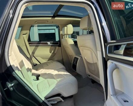 Черный Фольксваген Туарег, объемом двигателя 3 л и пробегом 279 тыс. км за 20400 $, фото 50 на Automoto.ua