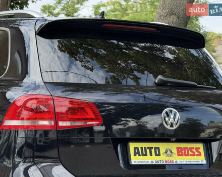 Черный Фольксваген Туарег, объемом двигателя 3 л и пробегом 212 тыс. км за 28999 $, фото 14 на Automoto.ua