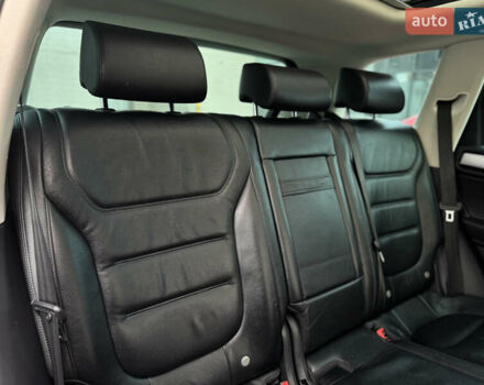 Черный Фольксваген Туарег, объемом двигателя 3 л и пробегом 242 тыс. км за 27999 $, фото 30 на Automoto.ua