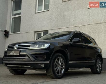 Черный Фольксваген Туарег, объемом двигателя 3 л и пробегом 242 тыс. км за 27999 $, фото 5 на Automoto.ua