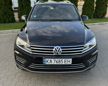 Черный Фольксваген Туарег, объемом двигателя 2.97 л и пробегом 166 тыс. км за 32000 $, фото 1 на Automoto.ua