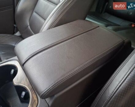 Черный Фольксваген Туарег, объемом двигателя 3 л и пробегом 187 тыс. км за 29970 $, фото 52 на Automoto.ua