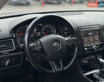 Черный Фольксваген Туарег, объемом двигателя 3 л и пробегом 242 тыс. км за 27999 $, фото 19 на Automoto.ua