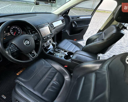 Черный Фольксваген Туарег, объемом двигателя 2.97 л и пробегом 288 тыс. км за 25850 $, фото 69 на Automoto.ua