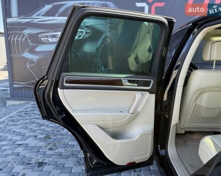 Черный Фольксваген Туарег, объемом двигателя 3 л и пробегом 279 тыс. км за 20400 $, фото 51 на Automoto.ua