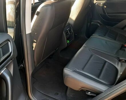 Черный Фольксваген Туарег, объемом двигателя 3 л и пробегом 76 тыс. км за 9300 $, фото 11 на Automoto.ua