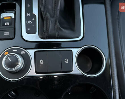 Черный Фольксваген Туарег, объемом двигателя 2.97 л и пробегом 288 тыс. км за 25850 $, фото 98 на Automoto.ua